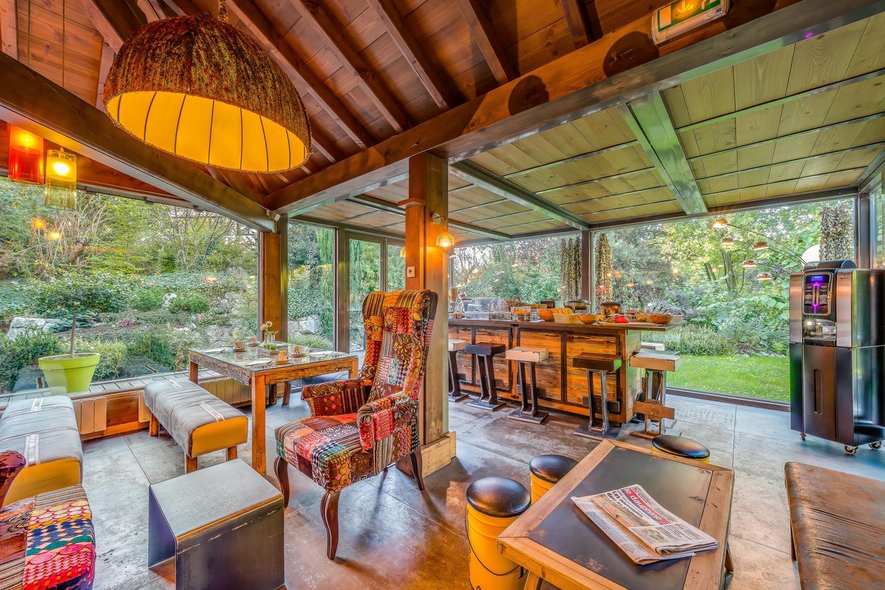 Les Cabanes De La Maison Rouge FRENCH ALPS Екстериор снимка